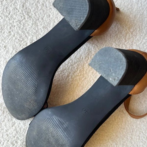 Parex two-tone high heel shoes size 37 used