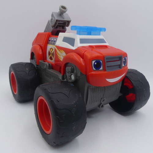 Fisher-Price Nickelodeon Blaze & the Monster Machines used transforming fire truck