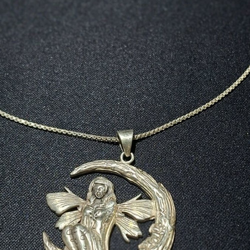 Silver pendant like new with 925 stamp 41 cm