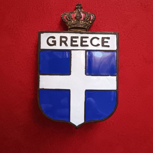 Royal Collectible Large National Emblem like new