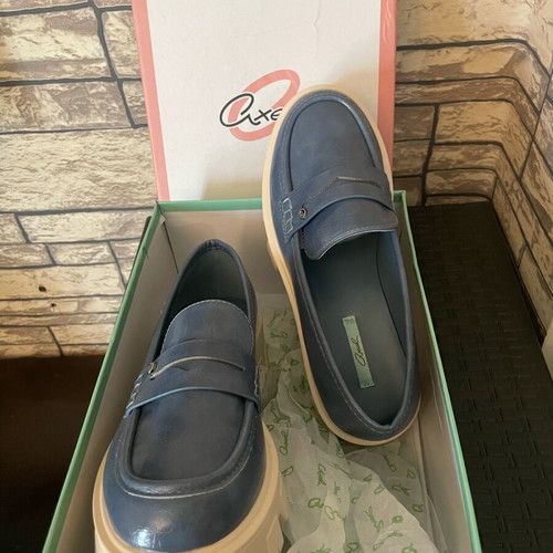 Axel loafers treaded sole new, size 38, blue turquoise