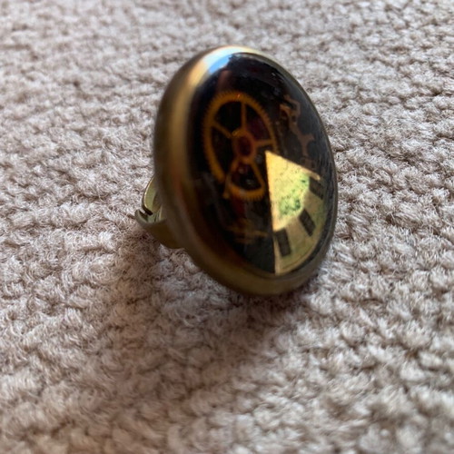 Rings like new, original and unique (faux bijoux)