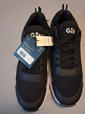 Men's Athletic Shoes new, size 43