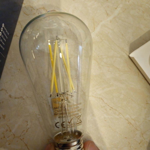 8W LED light bulbs 2800K 1040lm set of 8