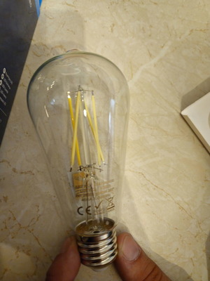 8W LED light bulbs 2800K 1040lm set of 8