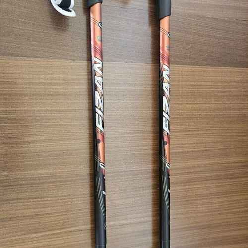 Fizan telescopic hiking poles like new