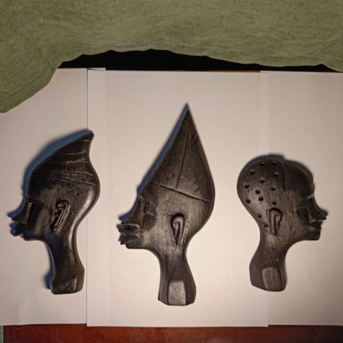 African art decorations used, pack with damage