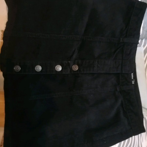 Stradivarius black corduroy skirt like new, size L