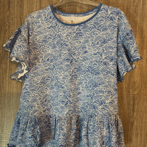 ZY Girls T-shirt like new, age 9-10, 132-138 cm, with ruffles