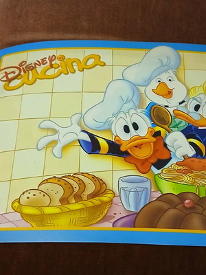 Disney placemat like new