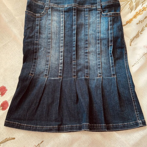 Denim skirt Kensol with pleated accent, size L, like new