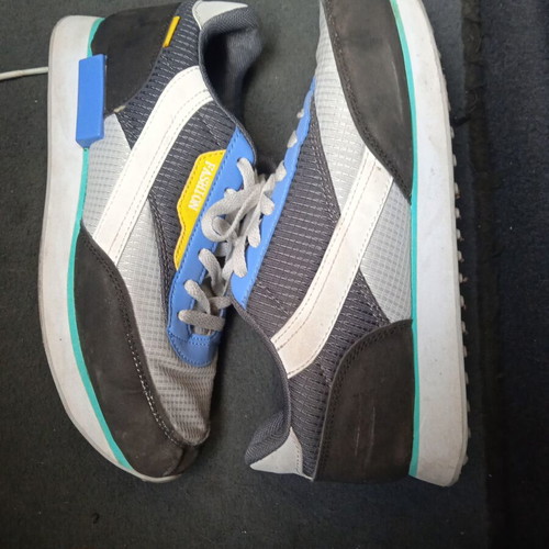 Fashion athletic shoes size 39 like new, gray, black, white, yellow, blue