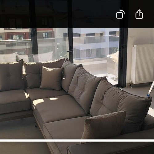 Corner sofa 3x2 like new