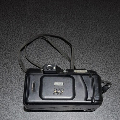 Fuji DL-1000 Zoom Date 35mm analog camera used