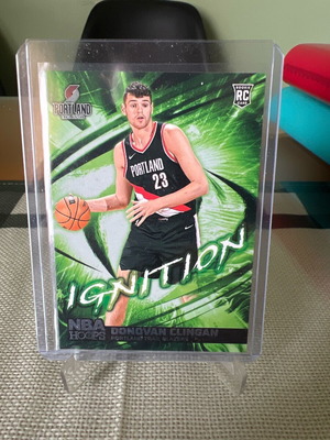 NBA Hoops Donovan Clingan rc insert καινούργιο