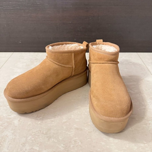 Ugg boots used size 37, beige and brown