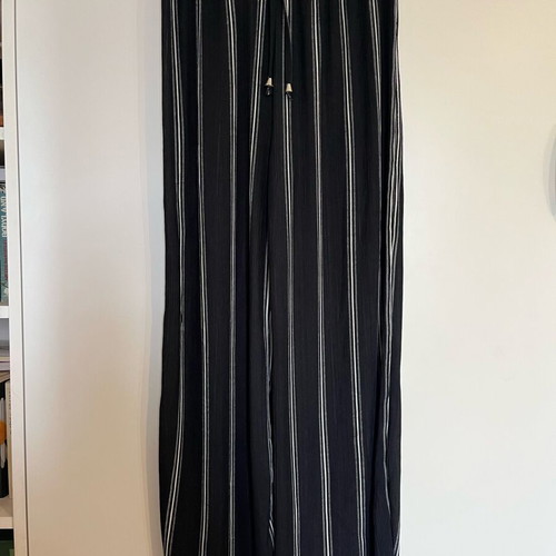 Striped summer palazzo pants S/M like new, black