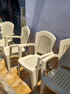 Plastic chairs used, set of 14