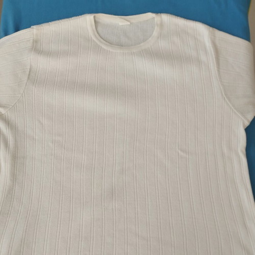Classic white short sleeve knit top XL like new