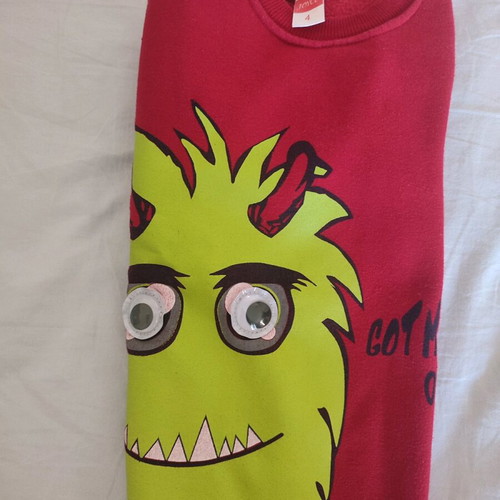 Joyce playful kids sweatshirt size 4 like new
