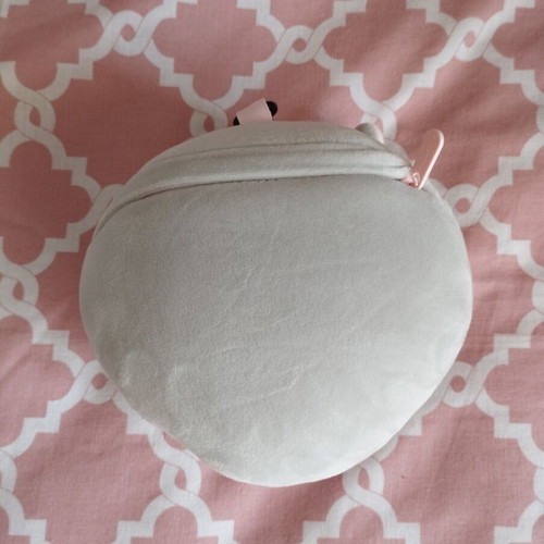 Legami cat-themed pack new, Bluetooth charger, magnetic clip, travel pillow