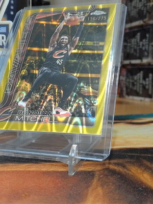 Donovan Mitchell 2025-26 Topps Chrome Yellow RayWave Refractor #156/275