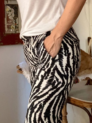 Zara animal print pants, M