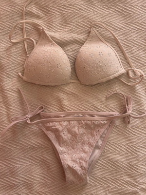 Calzedonia knitted bikini swimsuit like new, white and beige, size S