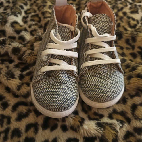 Gorgino anatomic baby baptism shoes new, size 21