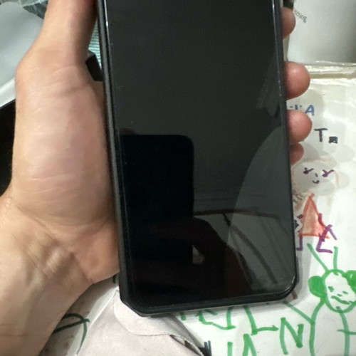 iPhone 13 Pro Max 128GB like new with quad lock case