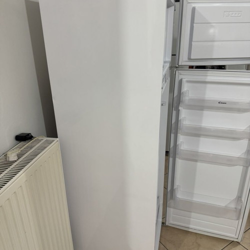 Candy refrigerator like new, height 1.60m, width 54cm