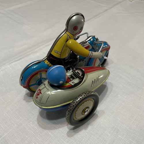 Tricycle motorcycle vintage tin wind-up toy like new