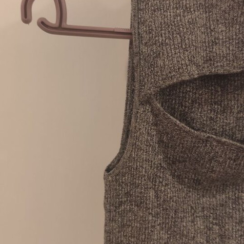 Ribbed top gray sleeveless with high neck used