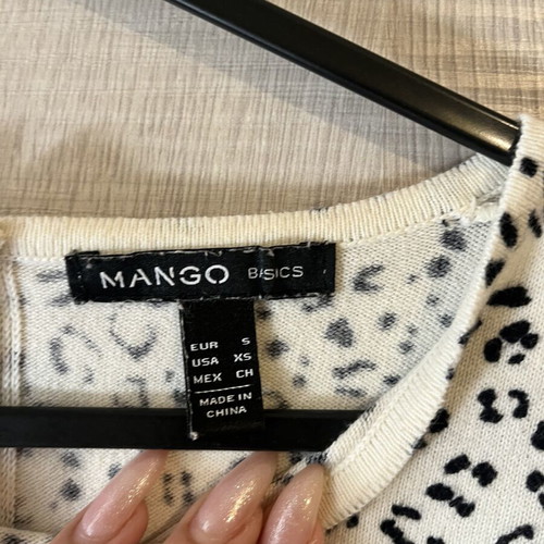 Mango dress with print and back zipper size small like new