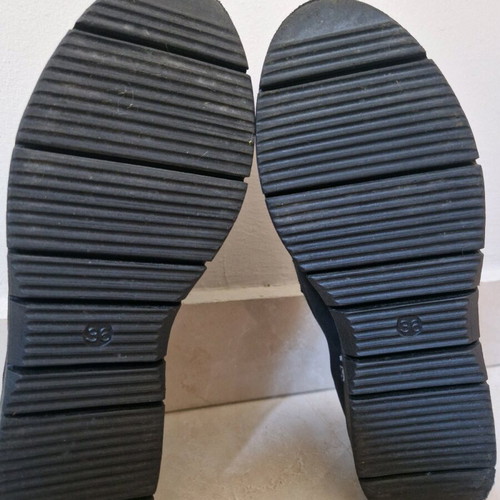 Black suede loafers Just Prive size 36 like new