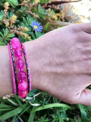 Large bracelet five-row pink fuchsia black new