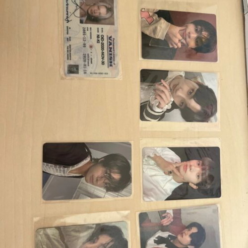 Enhypen photocards like new