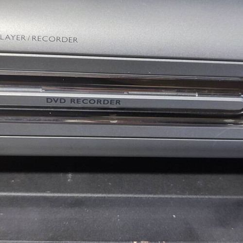 Philips DVDR3305 DVD Recorder like new