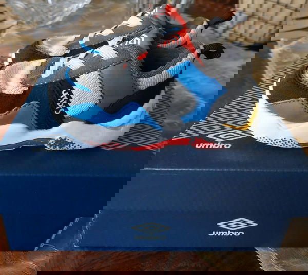 παιδικά παπούτσια umbro 22 νούμερο