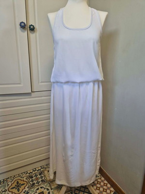 White maxi dress one size like new