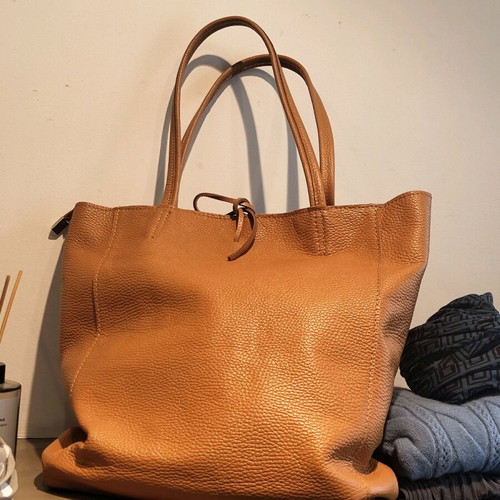 Tote bag hand-held new, large leather in tan color