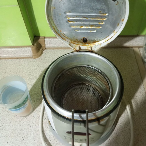 Mini fryer used, 1 liter for 1-2 people