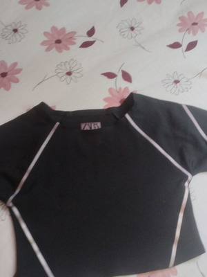 Zara short t-shirt like new, size 128 cm, black