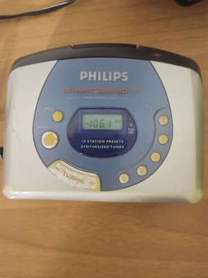 Walkman Philips AQ6681 μεταχειρισμένο, ρετρό κασετόφωνο με ψηφιακό ραδιόφωνο