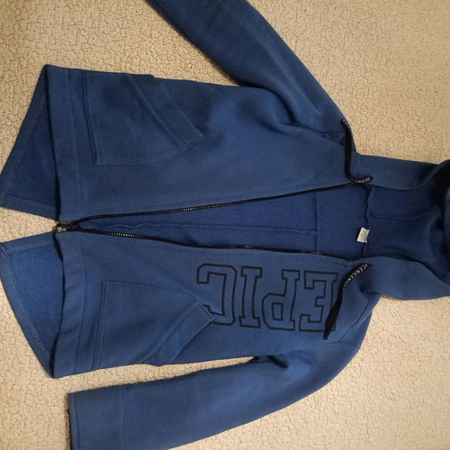Cardigan and sweatshirt used for boy 9-10 years, multicolored