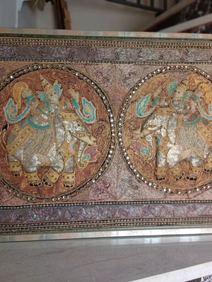 Embossed embroidered painting like new