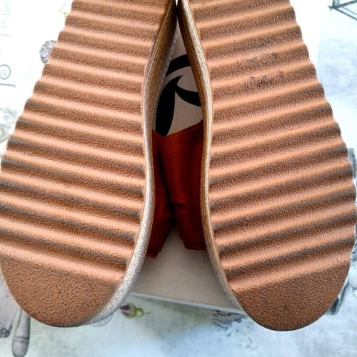 Camel suede flatforms with bow size 39 like new