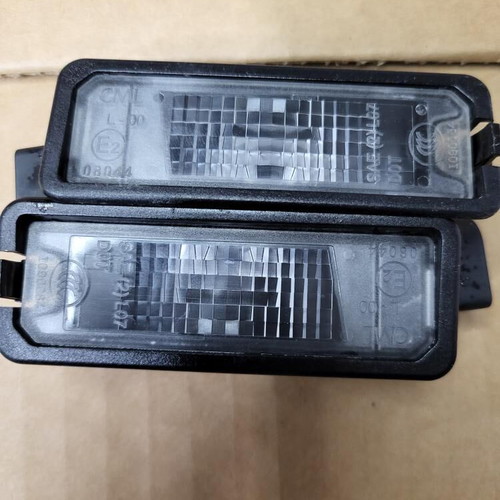 Volkswagen Golf 7.5 2019 Bleumotion headlights like new