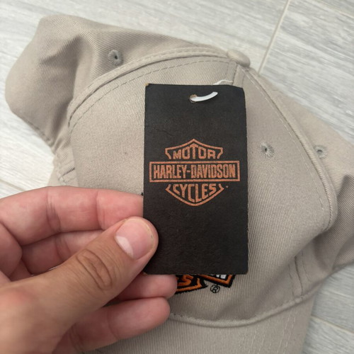 Harley Davidson beige cap new with tag