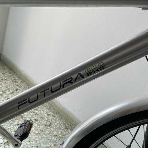 Futura Eco Bike electric bicycle like new